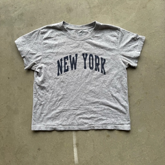 Brandy Melville Tops - Brandy Melville Gray New York T-Shirt